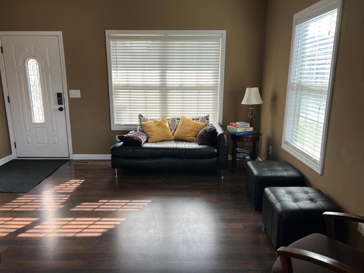 Five Stars Luxury Home Clarksville Exteriör bild