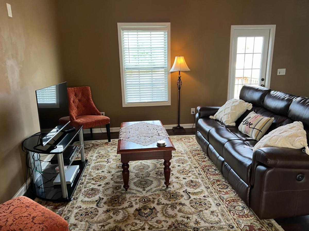 Five Stars Luxury Home Clarksville Exteriör bild